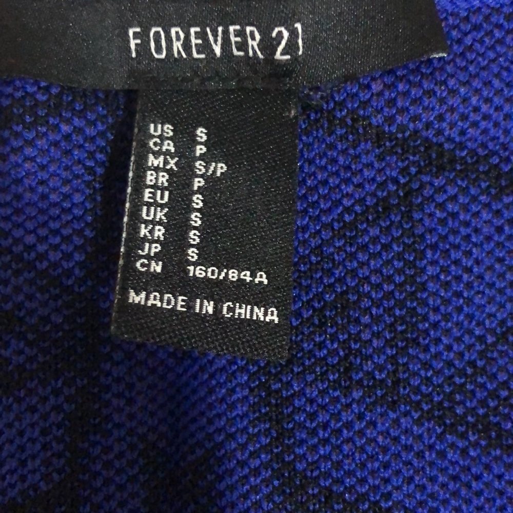 Dress - Picture 2 of 4